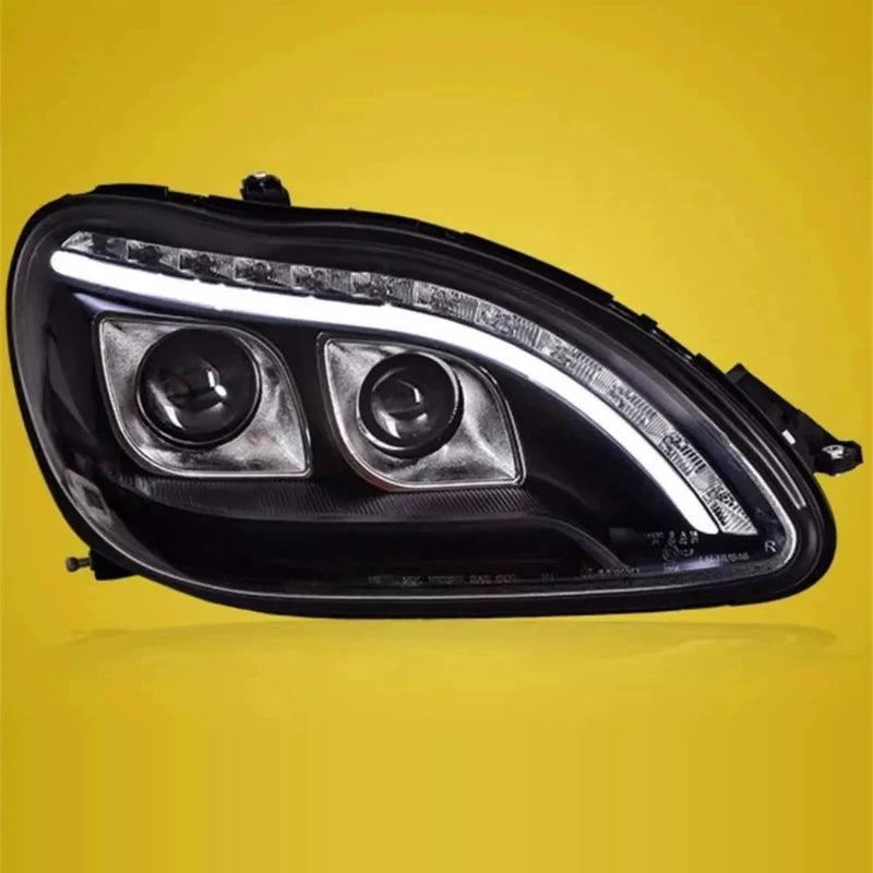 Phares LED Mercedes Classe S W220 S280 S320 S500 1998-2005 DRL - vue de trois-quarts - Becquet Voiture