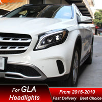 Phares LED Mercedes GLA X156 2015-2020 - vue de trois-quarts - Becquet Voiture