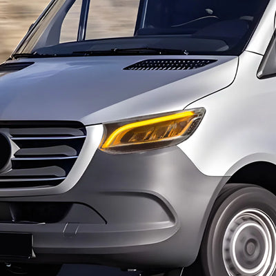 Phares LED Mercedes Sprinter W907 2018-2023 - installé sur véhicule - Becquet Voiture