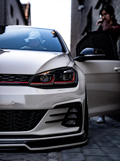 Phares LED Séquentiels Volkswagen Golf 6 MK6 GTI 2008-2013 - vue de face - Becquet Voiture