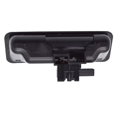 Poignée de coffre BMW Série 1 E81 E82 E87 E88 noire - vue rapprochée - Becquet Voiture