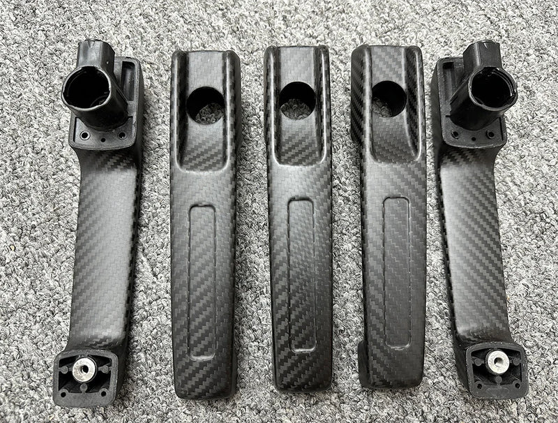 Poignée de Porte Carbone Mercedes Classe G W464 2019-2024 - vue de trois-quarts - Becquet Voiture