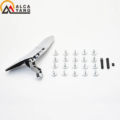 Poignées de Porte Intérieures Mercedes Classe C W204 GLK - détail du montage 2 - Becquet Voiture