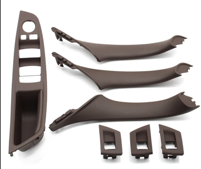 Poignées de Portes Intérieures BMW Série 5 F10 F11 - détail du montage - Becquet Voiture