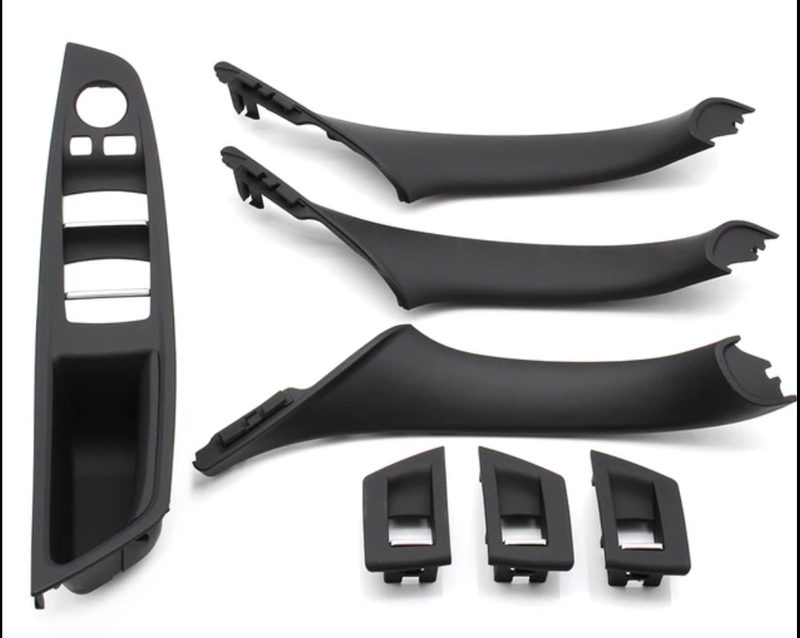 Poignées de Portes Intérieures BMW Série 5 F10 F11 - vue rapprochée - Becquet Voiture