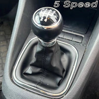 Pommeau de Vitesse Cuir Volkswagen Golf 5 R32 - vue rapprochée - Becquet Voiture