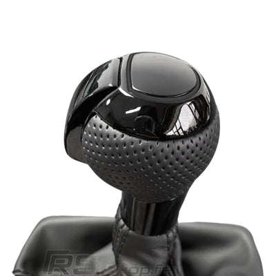 Pommeau Soufflet DSG Audi Cuir Carbone Alcantara - packshot studio 2 - Becquet Voiture