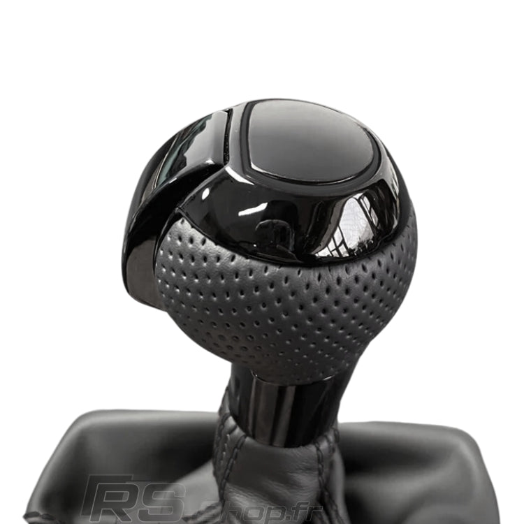 Pommeau Soufflet DSG Audi Cuir Carbone Alcantara - packshot studio 2 - Becquet Voiture
