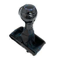 Pommeau Soufflet DSG Audi Cuir Carbone Alcantara - vue de trois-quarts - Becquet Voiture