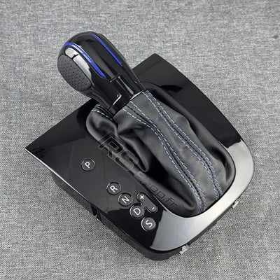 Pommeau + Soufflet DSG Golf 5 / 6 Cuir Alcantara - installé sur véhicule - Becquet Voiture