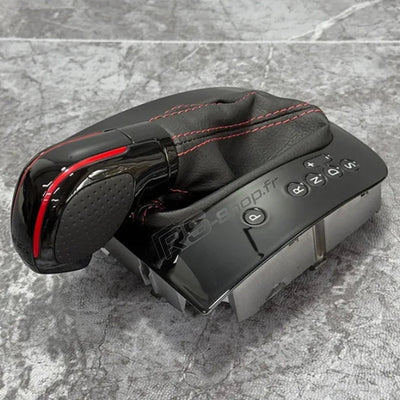 Pommeau + Soufflet DSG Golf 5 / 6 Cuir Alcantara - vue rapprochée - Becquet Voiture