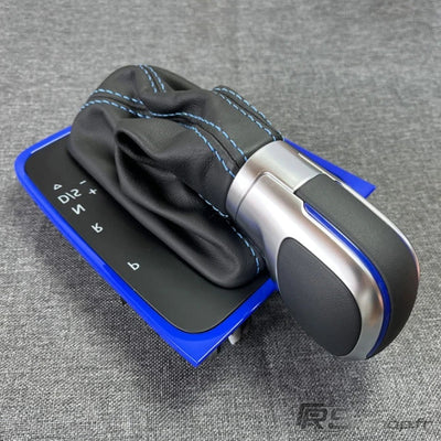 Pommeau Vitesse + Soufflet DSG VW Golf 7 GTI R - en situation 2 - Becquet Voiture