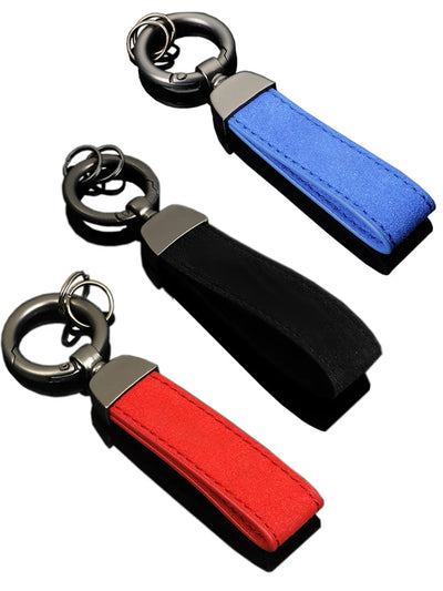 Porte Clé AMG Mercedes Alcantara Premium 13cm - détail du montage - Becquet Voiture