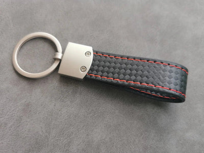 Porte clés Volkswagen GTI Effet Carbone - vue de profil - Becquet Voiture