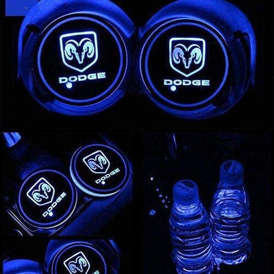 Porte-gobelet LED Dodge 7 couleurs USB éclairage intérieur capteurs - installé sur véhicule - Becquet Voiture