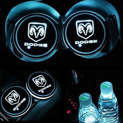 Porte-gobelet LED Dodge 7 couleurs USB éclairage intérieur capteurs - vue de profil - Becquet Voiture
