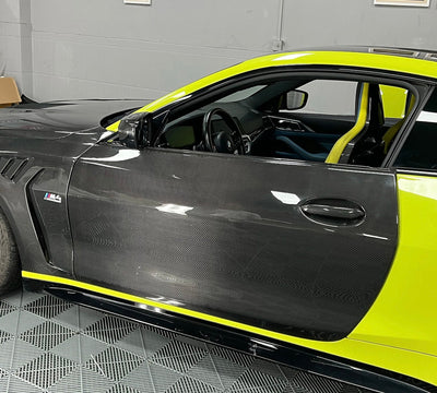 Portes Fibre Carbone BMW G82 M4 2 Pièces - vue arrière - Becquet Voiture