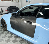 Trockenlegung Carbon BMW M2 G87 8,25kg - Montagedetail - Becquet Voiture