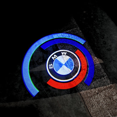 Projecteur LED Porte Logo BMW M Intensité - vue de trois-quarts - Becquet Voiture