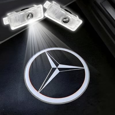 Projecteur LED Porte Logo Mercedes AMG - vue de trois-quarts - Becquet Voiture