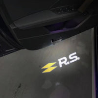 Projecteurs LED Porte Logo Renault RS GT Alpine - vue de profil - Becquet Voiture