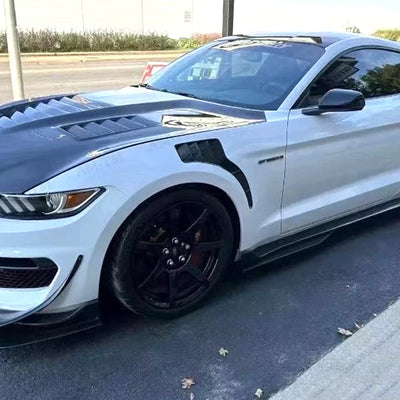 Protection Pare-Chocs Avant Carbone Ford Mustang 2015-2022 - vue de profil - Becquet Voiture