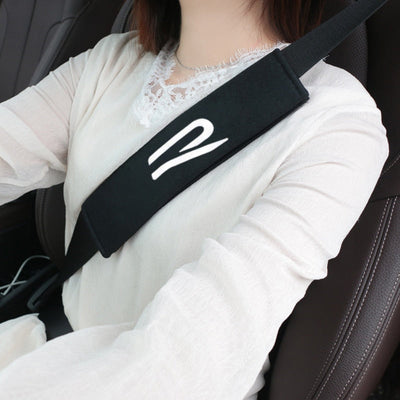 Protège-Ceinture R VW Golf 8 R - vue arrière - Becquet Voiture