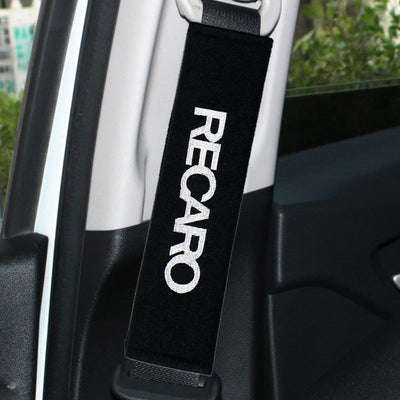 Protège Ceinture RECARO Universel Noir Blanc Rouge Bleu - vue de profil - Becquet Voiture