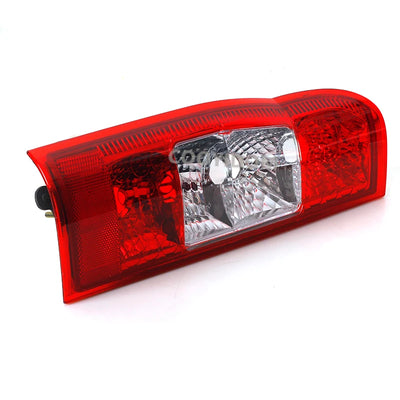 Réflecteur LED Pare-Chocs Arrière Ford Transit MK7 2006-2014 - vue de trois-quarts - Becquet Voiture