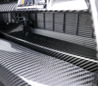 Revêtement Avant Anti-Collision Carbone BMW G80 G82 - installé sur véhicule - Becquet Voiture