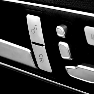 Set de Boutons Verrouillage/Déverrouillage Mercedes Classe E W212 - packshot studio - Becquet Voiture
