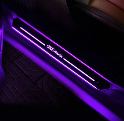 Seuils de porte LED Audi 7 couleurs, aimantés, étanches - vue arrière - Becquet Voiture