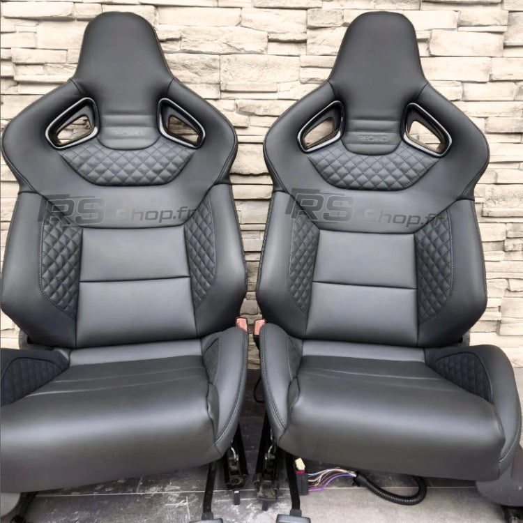 Pair of Leather Bucket Seats Audi S RS - close-up view - Becquet Voiture