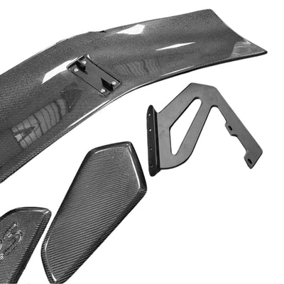 Spoiler Aileron Porsche 718 Cayman GT4 RS Carbone - détail du montage - Becquet Voiture