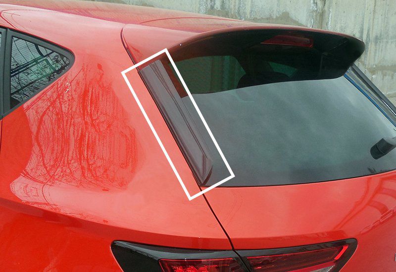 Spoiler Latéral Seat Leon Noir Brillant 2 Pièces - vue de face - Becquet Voiture