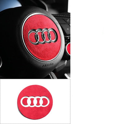 Sticker Volant Alcantara Audi Rouge Noir A3 A4 A5 A6 A7 A8 - vue de trois-quarts - Becquet Voiture