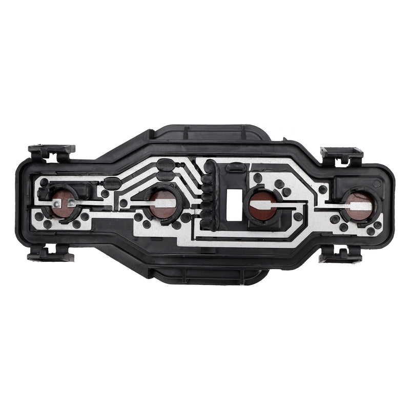 Support Ampoule Feu Arrière Citroën Berlingo Peugeot Partner 634679 72848 - détail du montage - Becquet Voiture