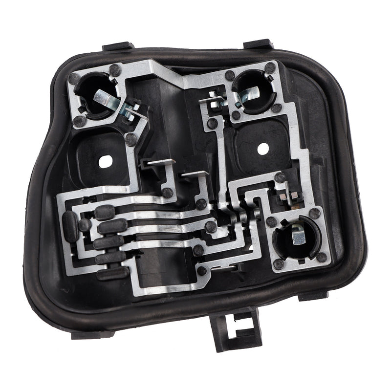 Support Ampoule Feu Arrière Droit Audi A3 Sportback 5 Portes 2009-2013 8P4945258D - installé sur véhicule - Becquet Voiture