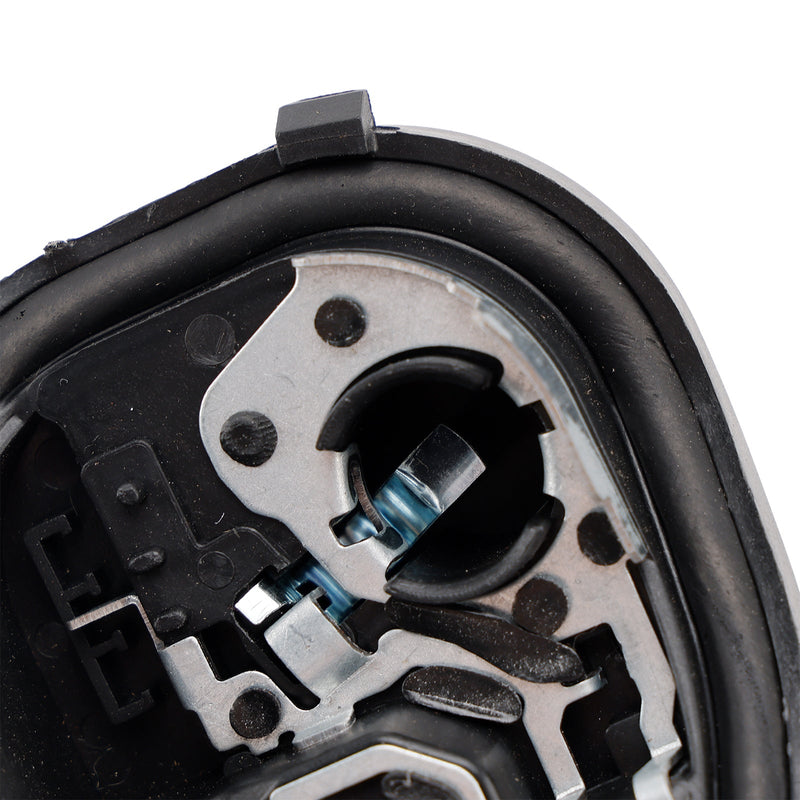 Support Ampoule Feu Arrière Droit Opel Astra K 2016-2023 39001578 - vue rapprochée - Becquet Voiture