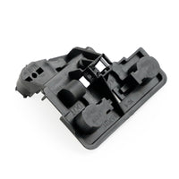 Support Ampoule Feu Arrière Intérieur Gauche Audi A4 B8 8K5945257B - détail du montage - Becquet Voiture