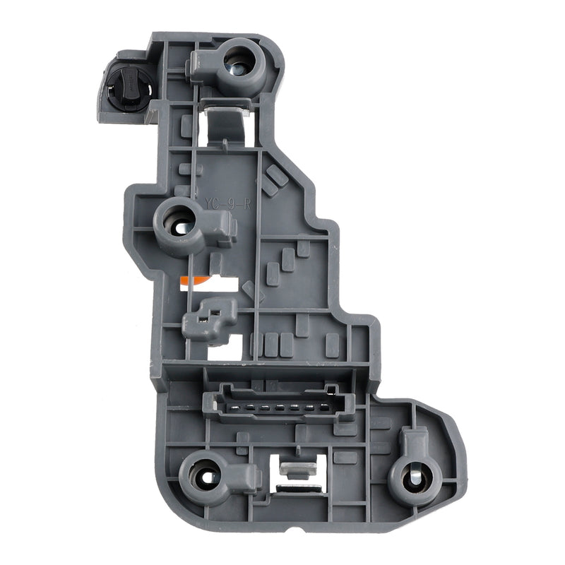 Support Ampoule Feu Arrière Mercedes Classe C Break W204 - détail du montage - Becquet Voiture