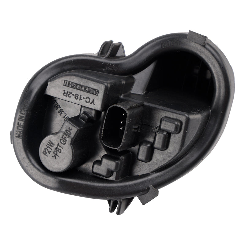 Support Ampoule Feu Arrière Opel Astra K 2016-2023 5 Portes - packshot studio - Becquet Voiture