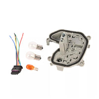 Support Feu Arrière Gauche et Ampoule Prise pour Jeep Renegade 2015-2023 - installé sur véhicule - Becquet Voiture