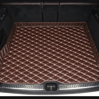 Tapis de Coffre BMW Série 1 E81 E87 F20 Cuir Artificiel - en situation 2 - Becquet Voiture