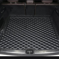 Tapis de Coffre BMW Série 7 E65 E66 F01 F02 G11 G12 Cuir - vue de face - Becquet Voiture