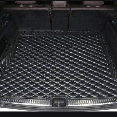 Tapis de Coffre Mercedes Classe E W211 W212 W213 W214 Cuir - vue de face 3 - Becquet Voiture