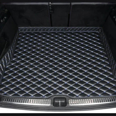 Tapis de Coffre Mercedes CLK C209 CLS X218 C218 CLA Cuir - détail du montage - Becquet Voiture