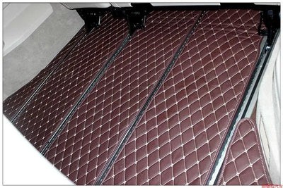 Tapis de Sol Mercedes Classe V Vito W447 7-8 Places - vue de trois-quarts 2 - Becquet Voiture