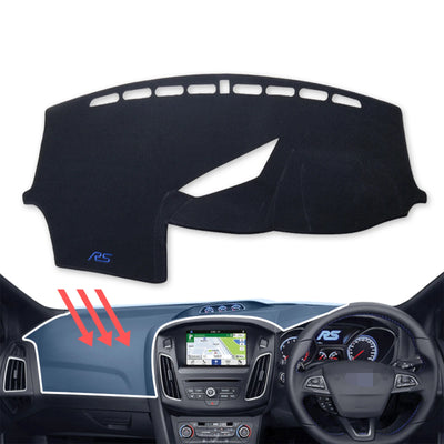 Tapis Protection Tableau de Bord Ford Focus ST RS - en situation - Becquet Voiture