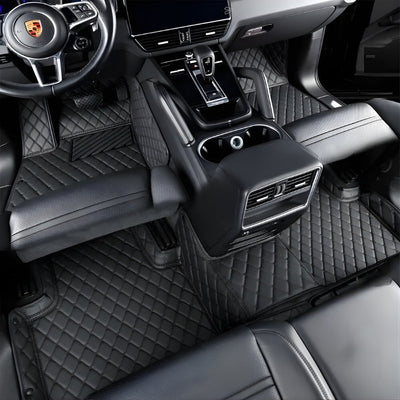 Tapis Sur Mesure Porsche Boxster Cuir 3D - détail du montage - Becquet Voiture